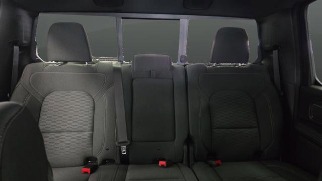 New 2026 RAM 1500 4x4 Crew Cab image 25