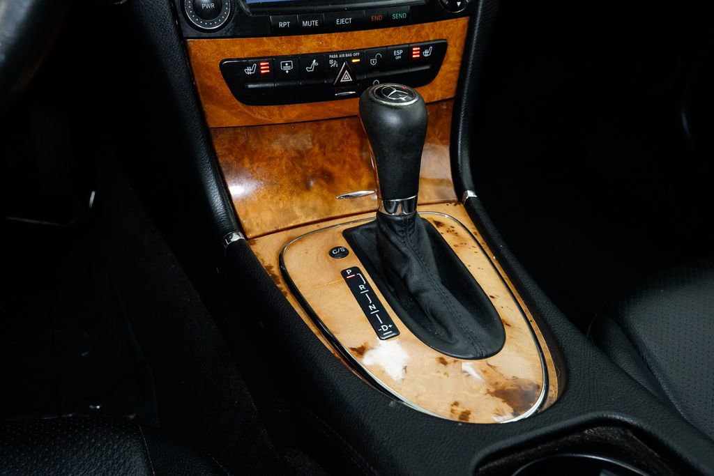 Used 2008 Mercedes-Benz E 350 4MATIC Sedan image 18