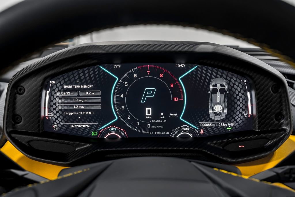 Used 2024 Lamborghini Revuelto image 14