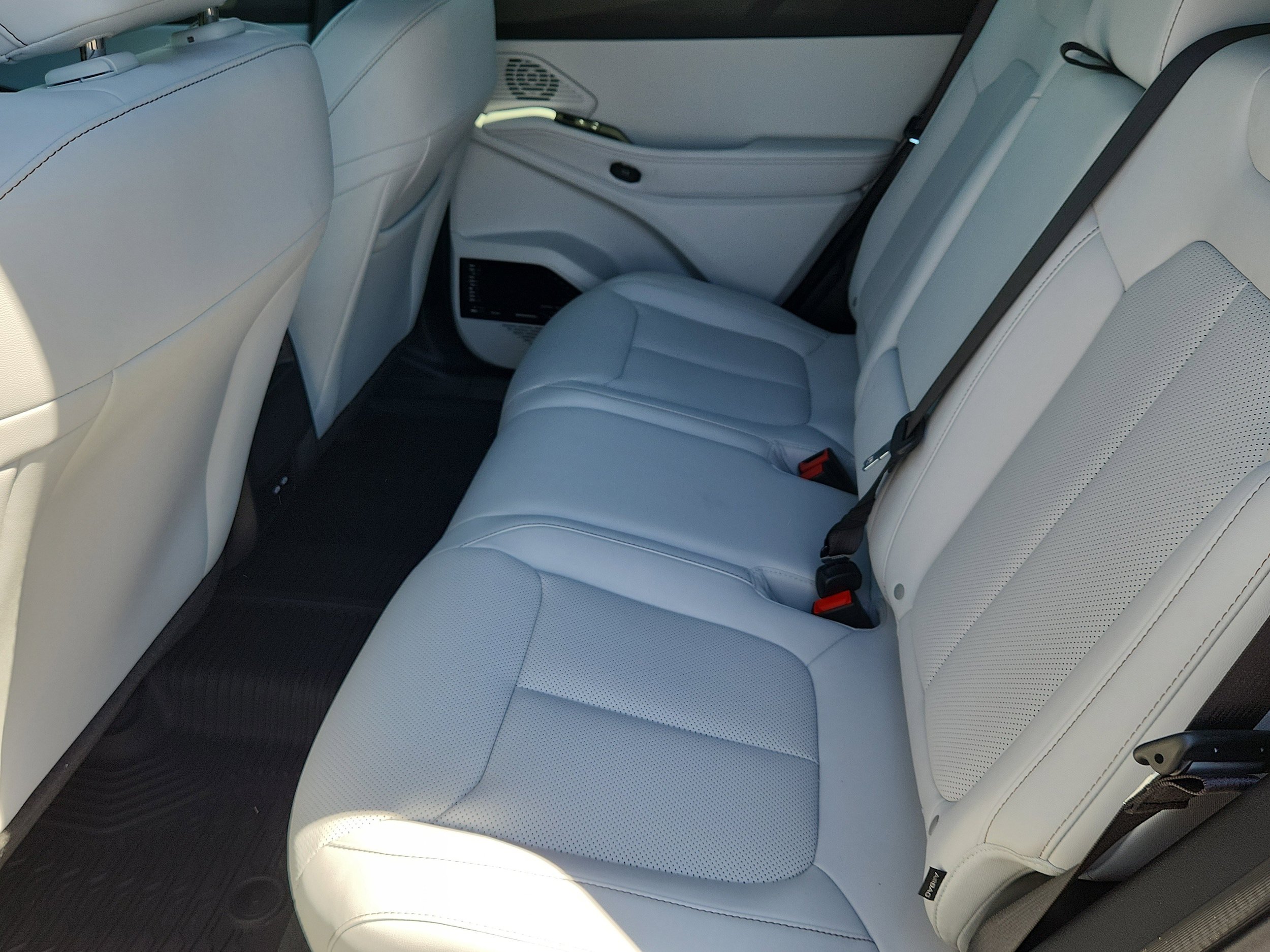 New 2026 Jeep Cherokee Limited AWD/4WD image 13