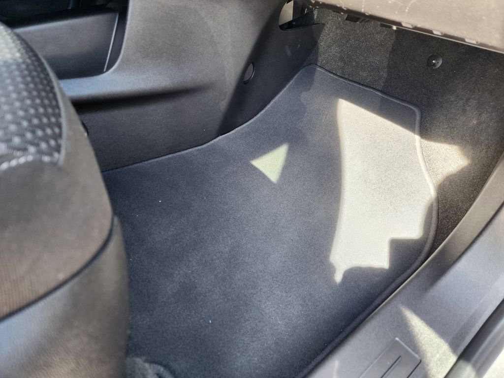 Certified 2023 GMC Terrain SLE w/ Driver Convenience Package image 23