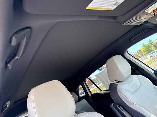 Certified 2022 Volkswagen ID.4 Pro S image 16