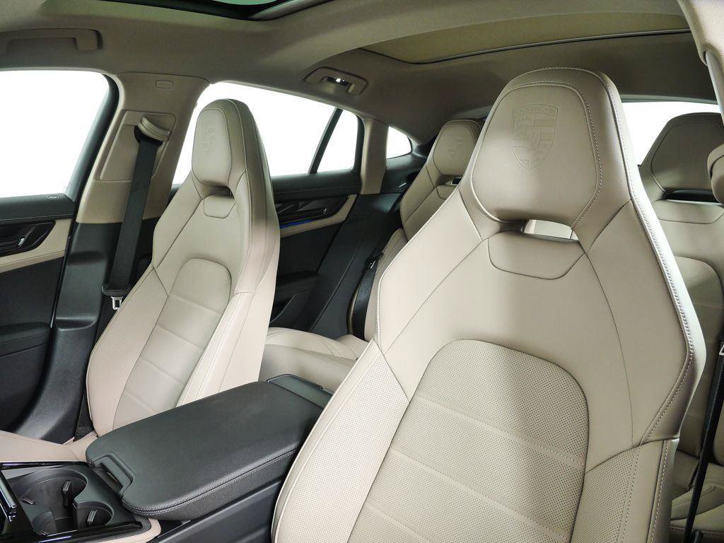 New 2026 Porsche Panamera 4 AWD/4WD image 5