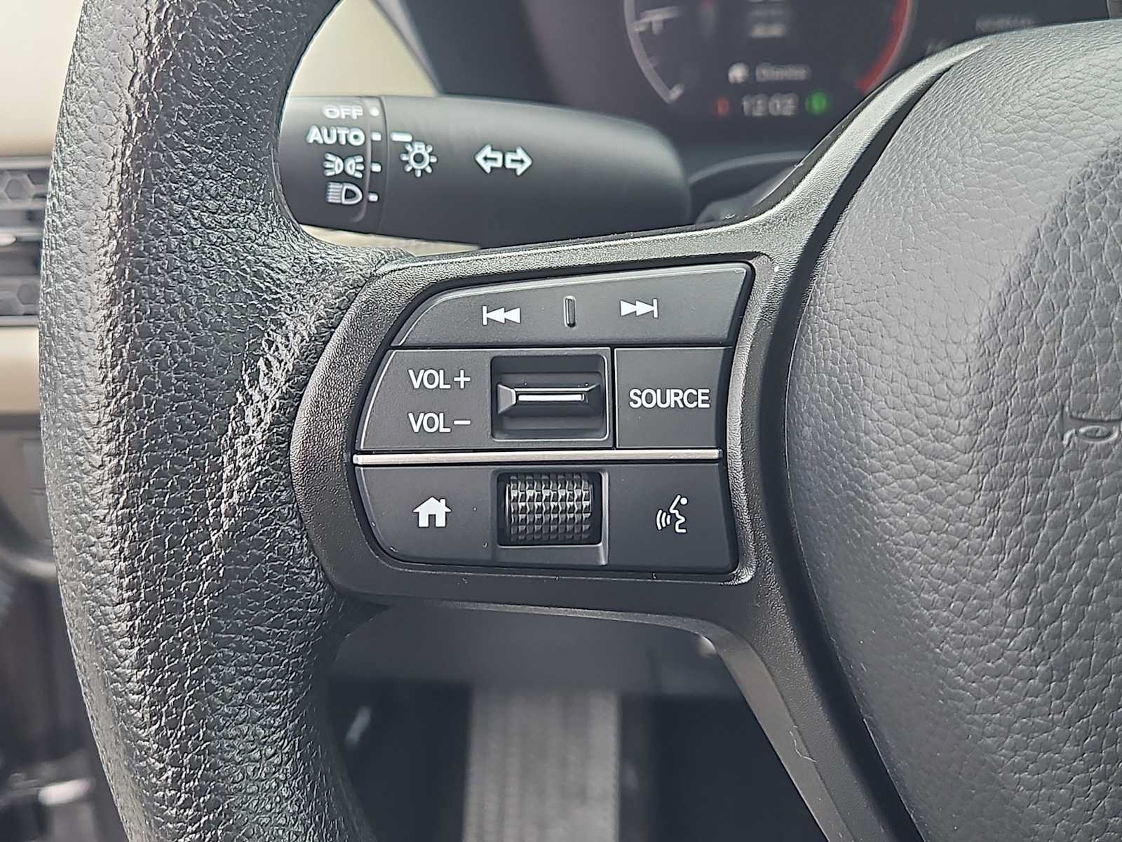 Certified 2023 Honda HR-V LX image 17