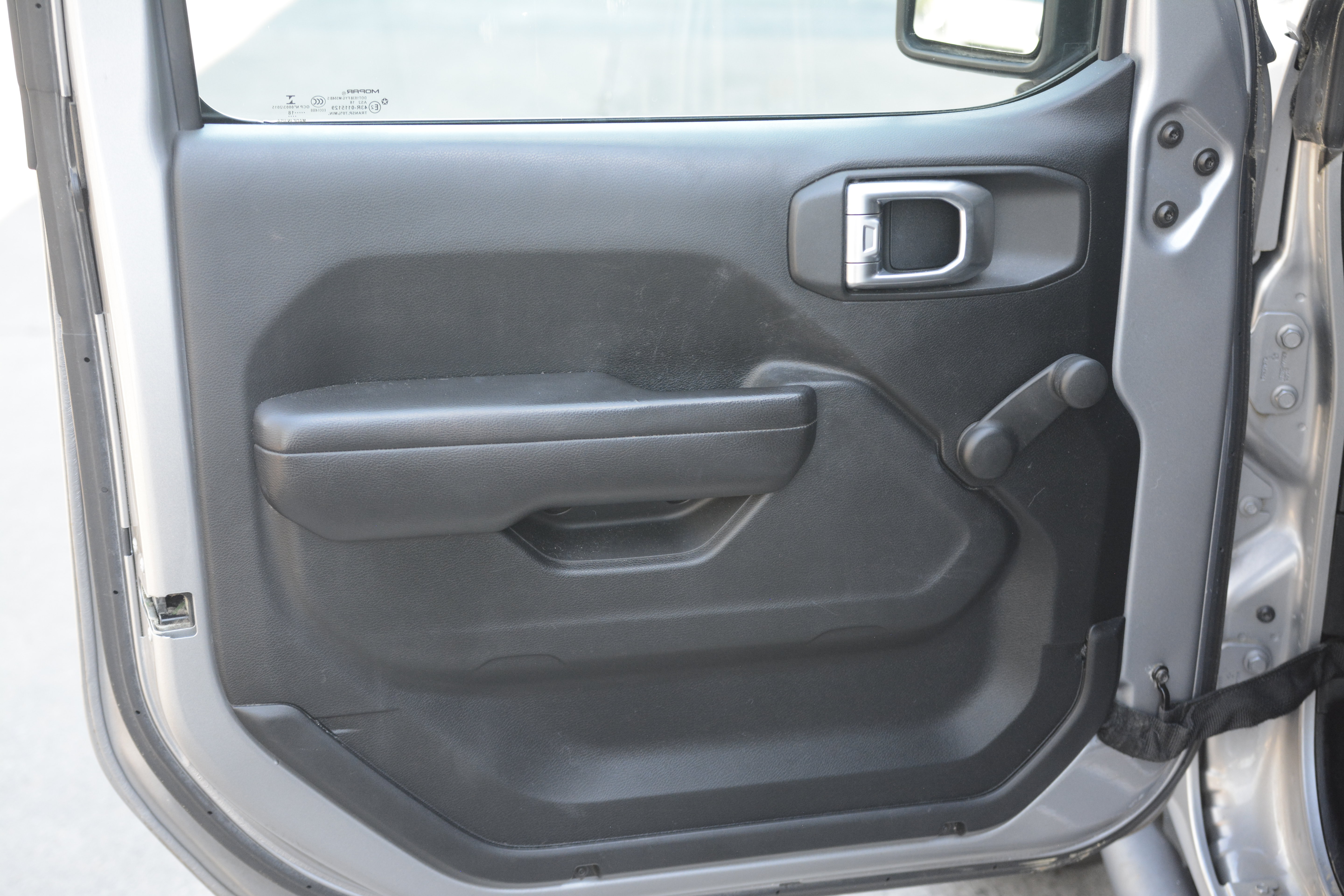 Used 2018 Jeep Wrangler Unlimited Sport AWD/4WD image 13