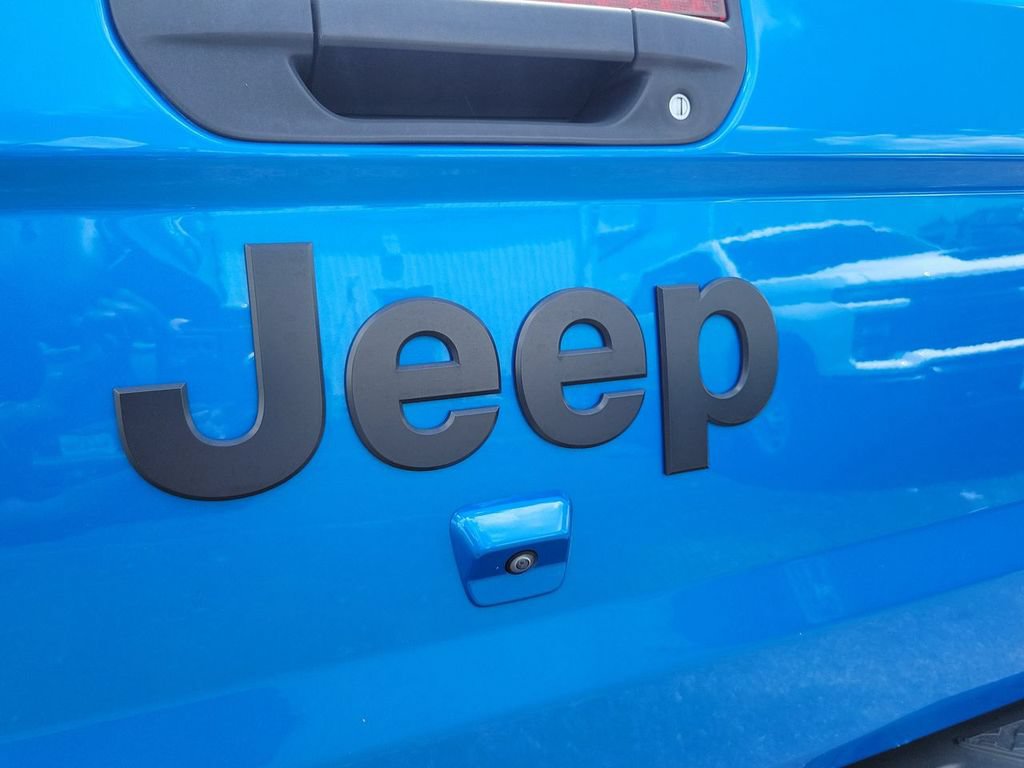 Used 2024 Jeep Gladiator Sport AWD/4WD image 30