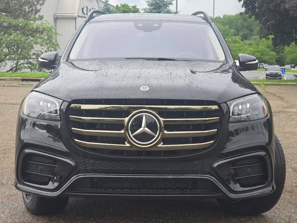 New 2026 Mercedes-Benz GLS 450 4MATIC image 11