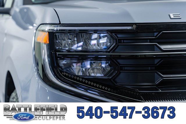 New 2026 Ford Expedition Active image 18