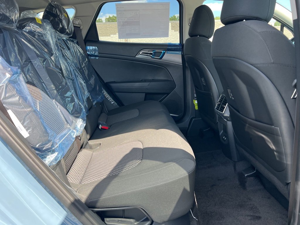 New 2026 Kia Sportage S image 14