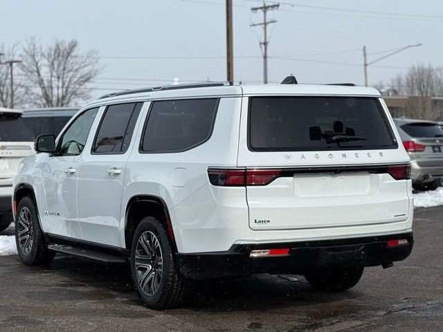 Used 2024 Jeep Wagoneer L Series II w/ Flexible Seating Group image 43