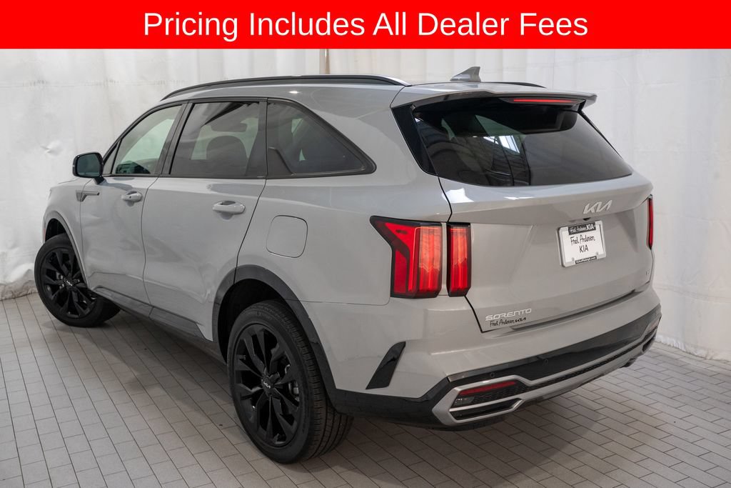 Certified 2023 Kia Sorento SX AWD/4WD image 3