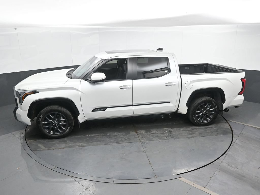 Used 2024 Toyota Tundra Platinum AWD/4WD image 36