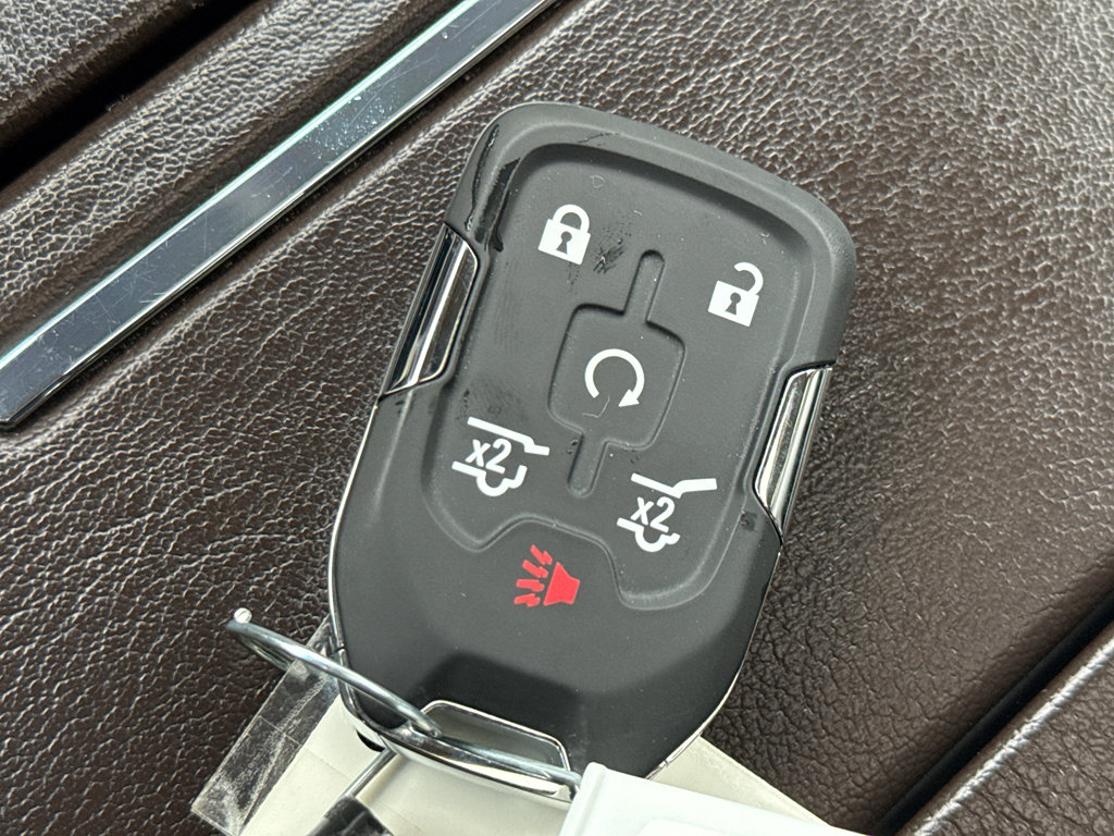 Used 2017 Chevrolet Suburban Premier image 39