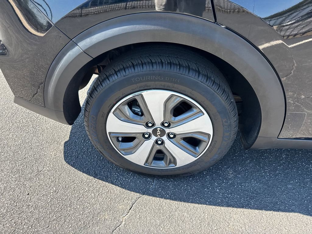 Used 2022 Kia Niro LX FWD image 18