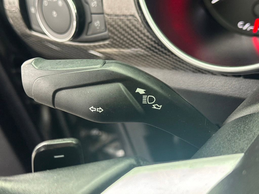 Used 2019 Ford Mustang GT image 33