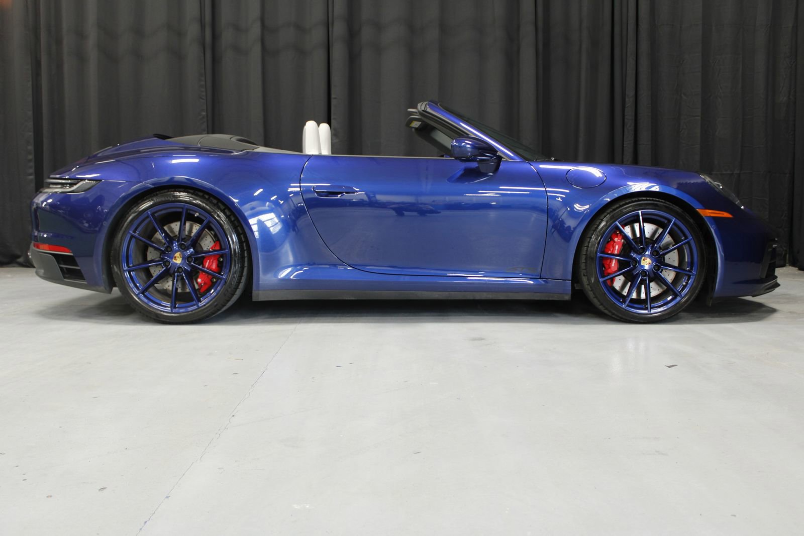 Used 2024 Porsche 911 Carrera 4 GTS image 12