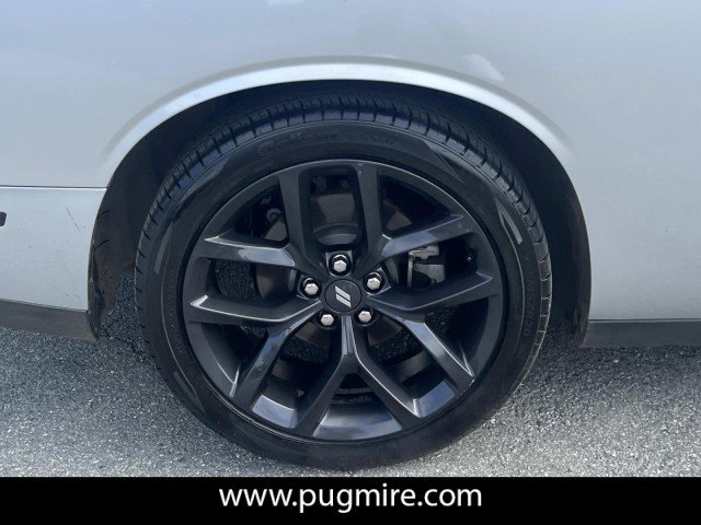 Used 2021 Dodge Challenger R/T w/ Plus Package image 16