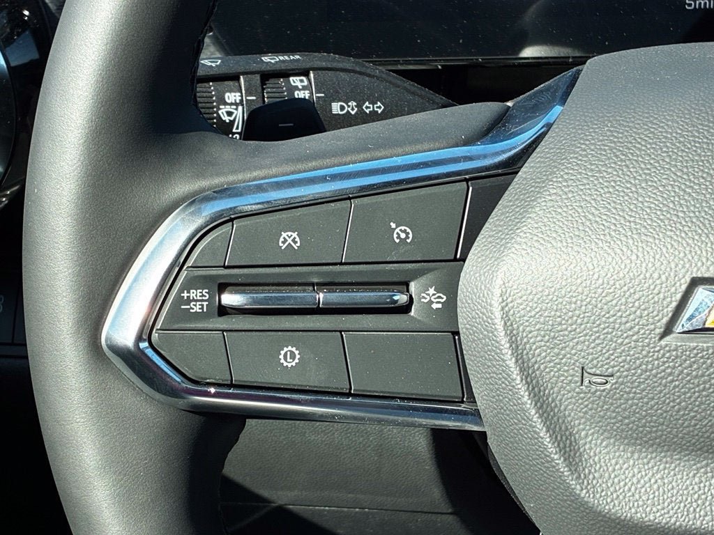 New 2027 Chevrolet Equinox LT AWD/4WD image 10