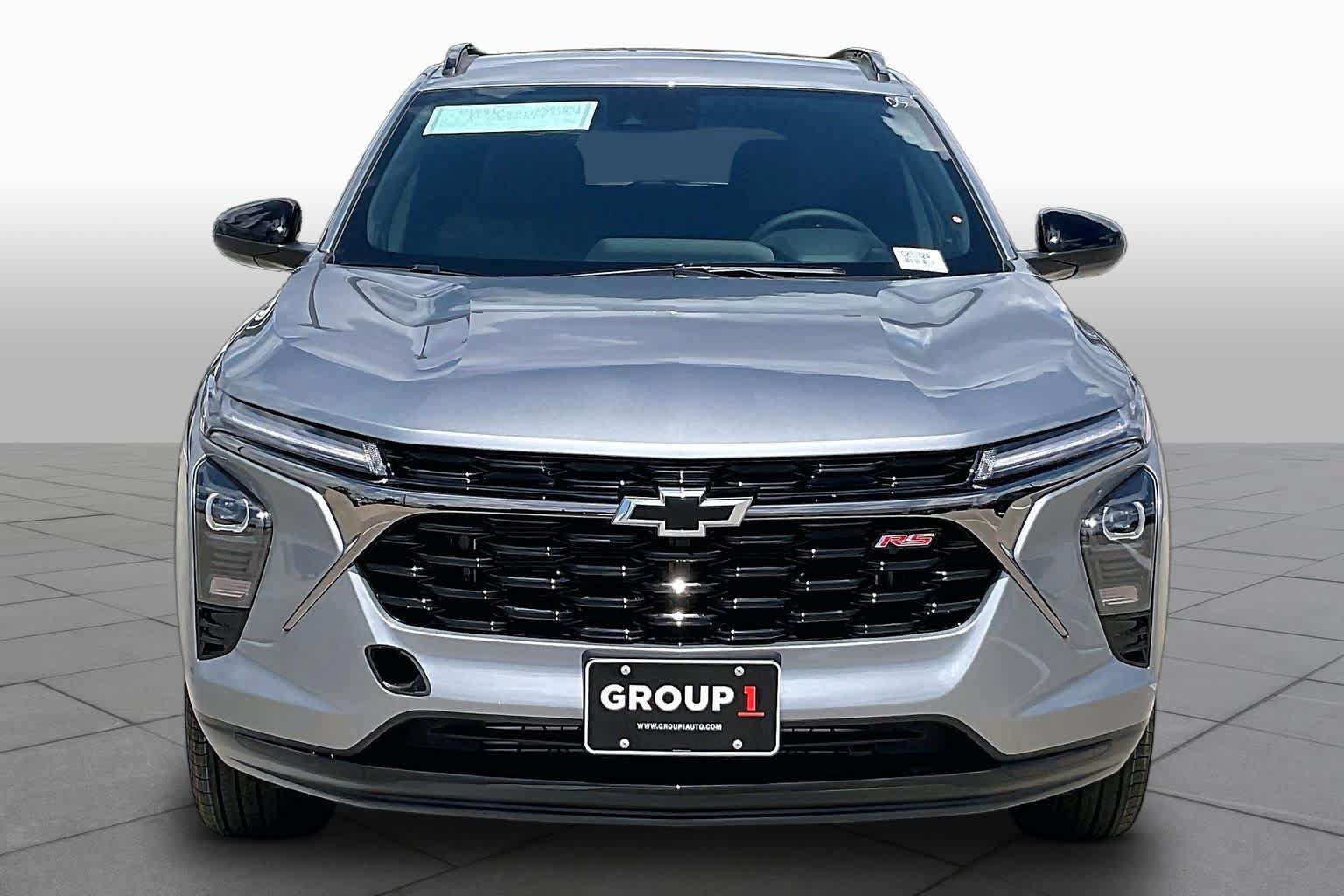 New 2026 Chevrolet Trax RS w/ Driver Confidence Package FWD image 2