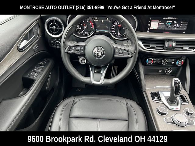 Used 2023 Alfa Romeo Stelvio Ti w/ Active Assist Plus Package image 25