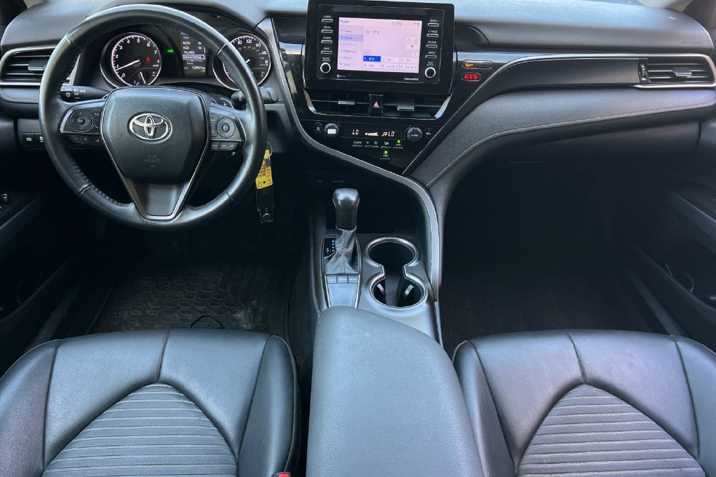 Used 2024 Toyota Camry SE FWD image 15