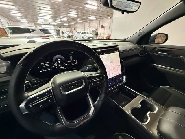 Used 2025 GMC Acadia Denali w/ Super Cruise Package image 29