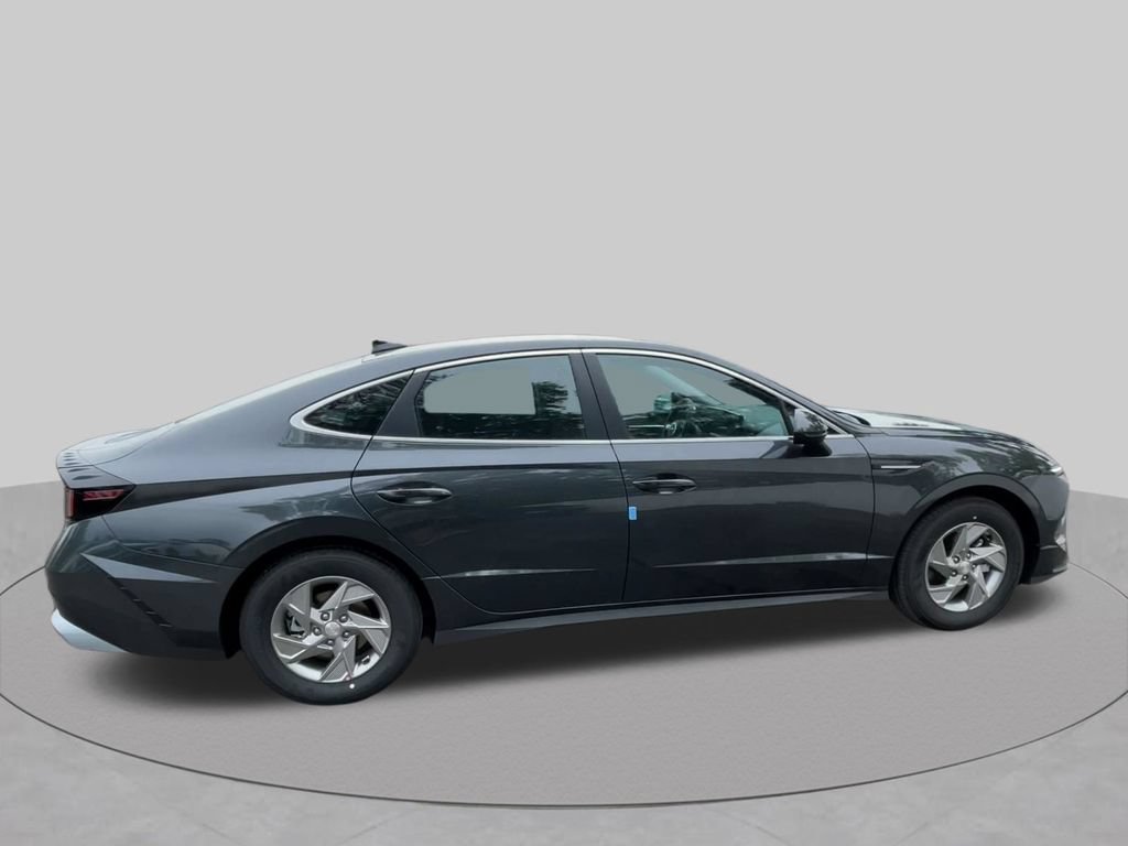 Used 2026 Hyundai Sonata SE FWD image 27