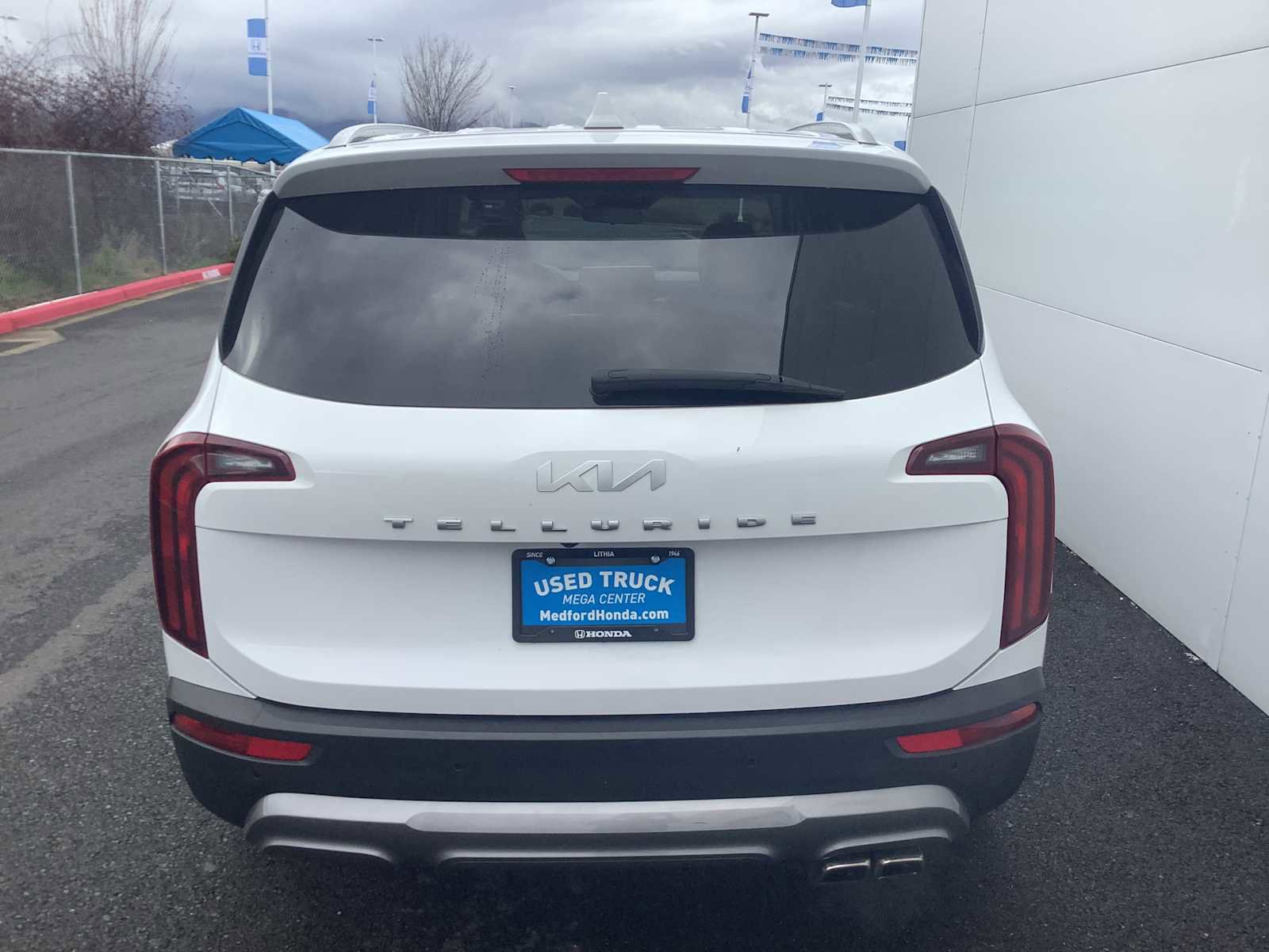 Used 2022 Kia Telluride S image 5