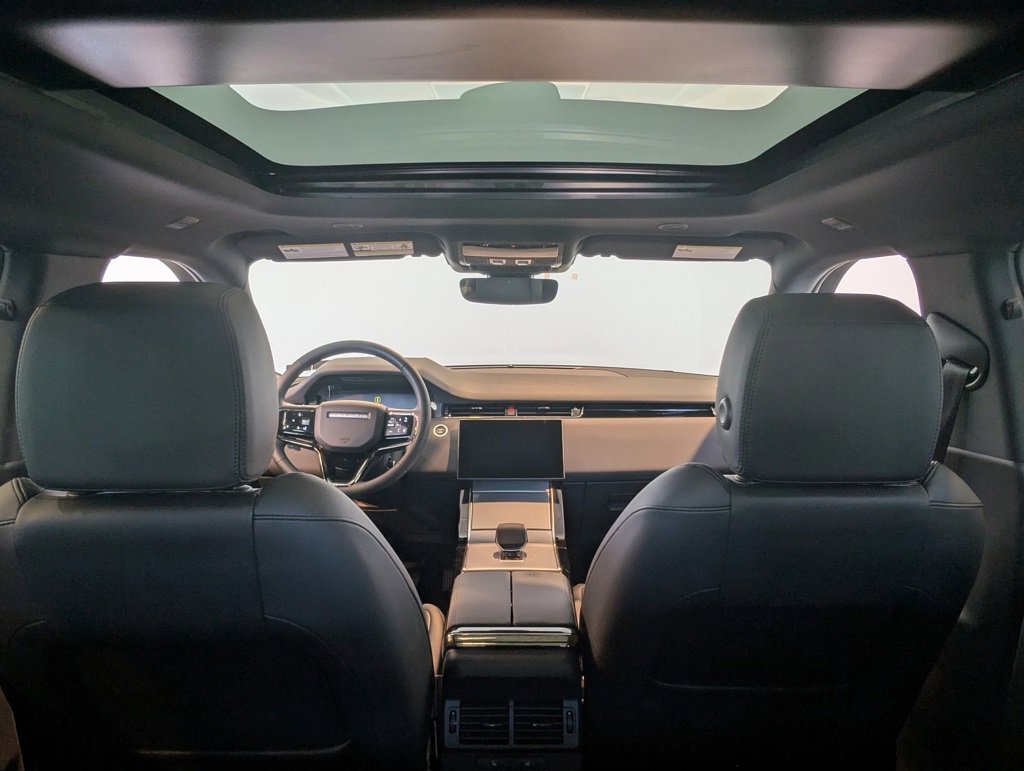 Used 2025 Land Rover Range Rover Evoque S image 29