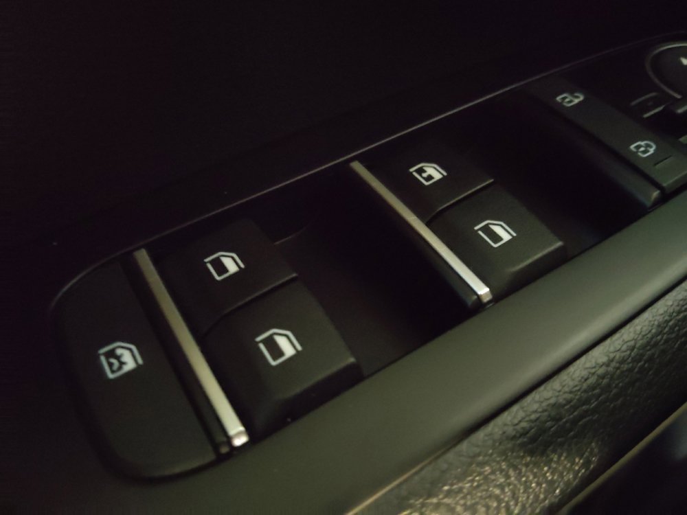 Used 2025 Kia Soul LX w/ LX Technology Package FWD image 27