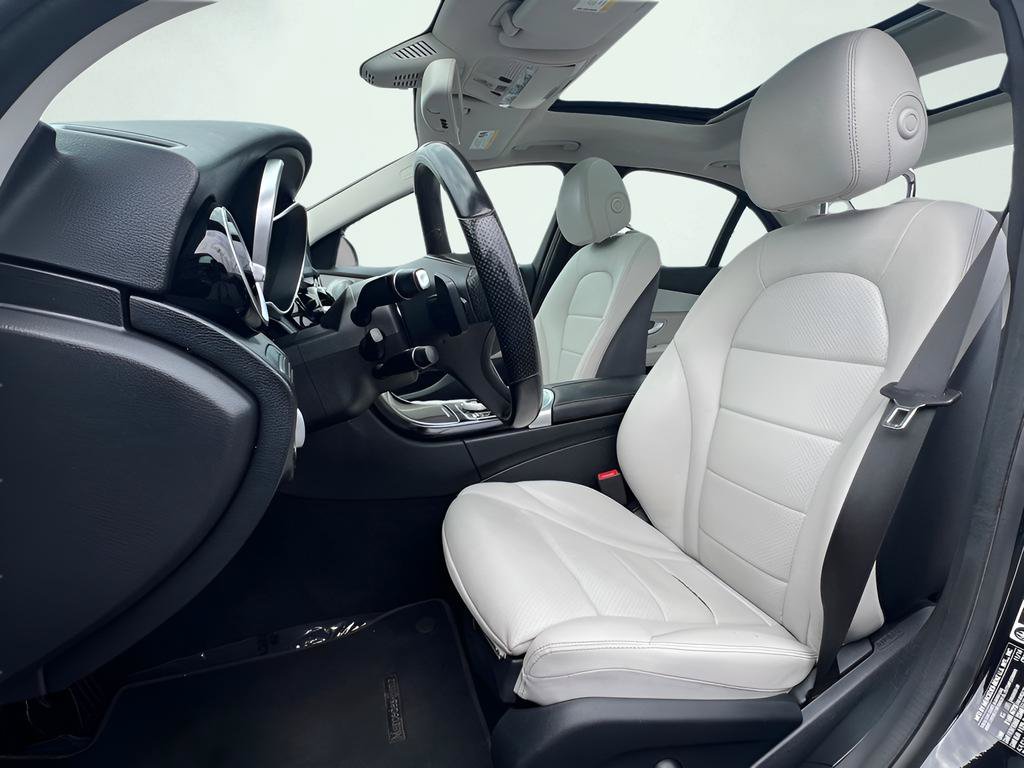 Used 2015 Mercedes-Benz C 300 4MATIC Sedan image 17