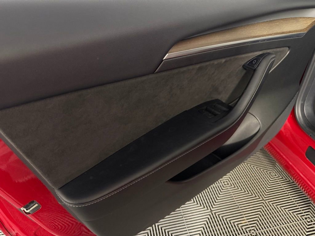 Used 2022 Tesla Model 3 image 25