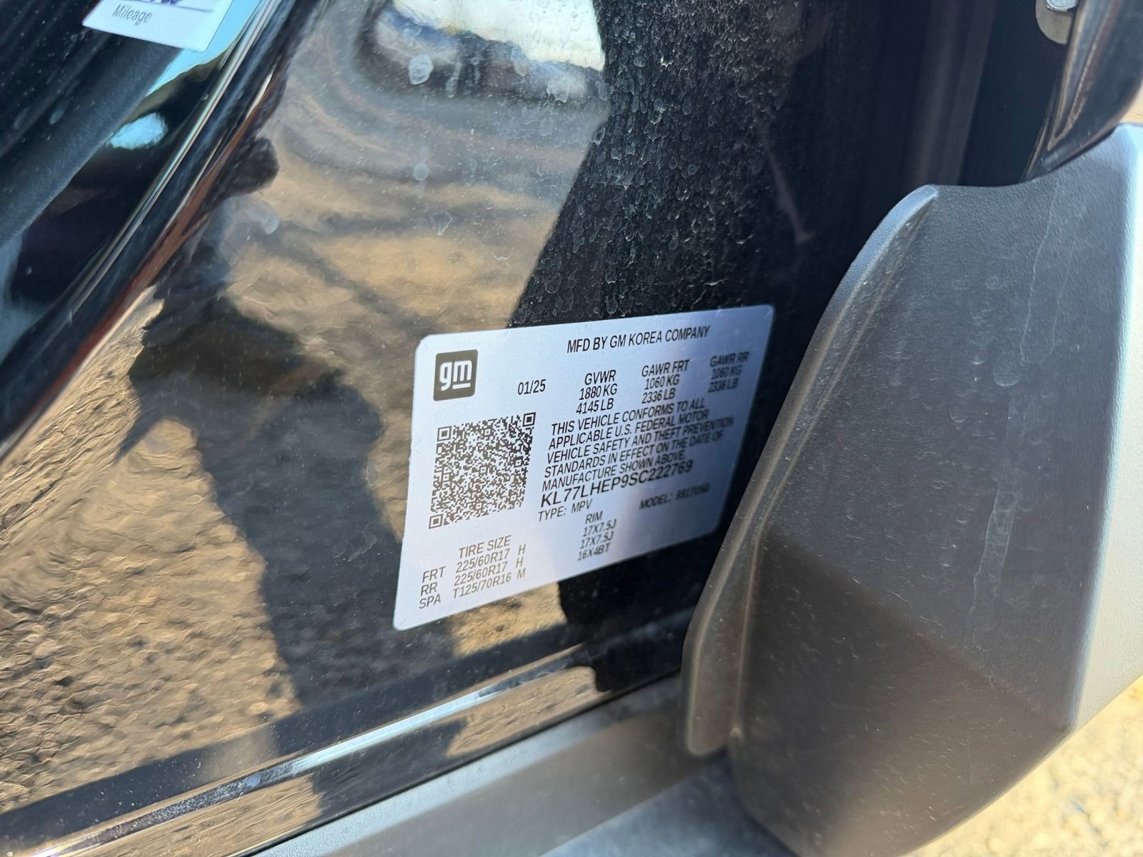 Used 2025 Chevrolet Trax LT image 27