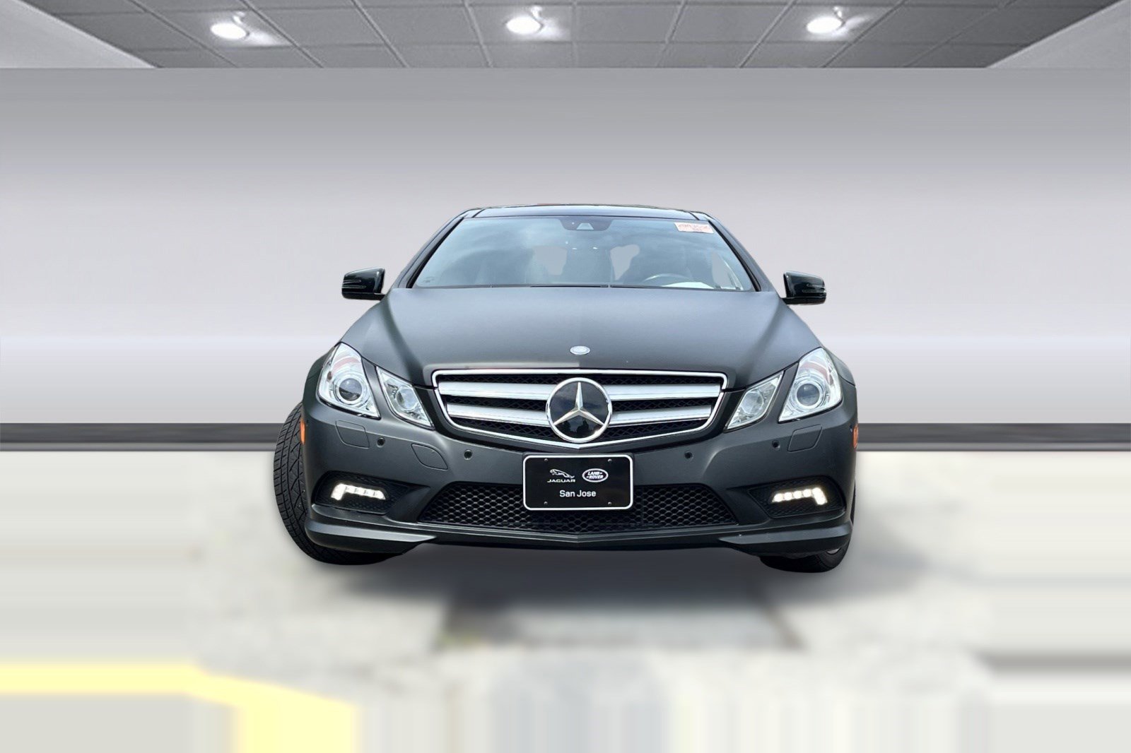 Used 2011 Mercedes-Benz E 550 Coupe w/ Premium 2 Pkg image 4
