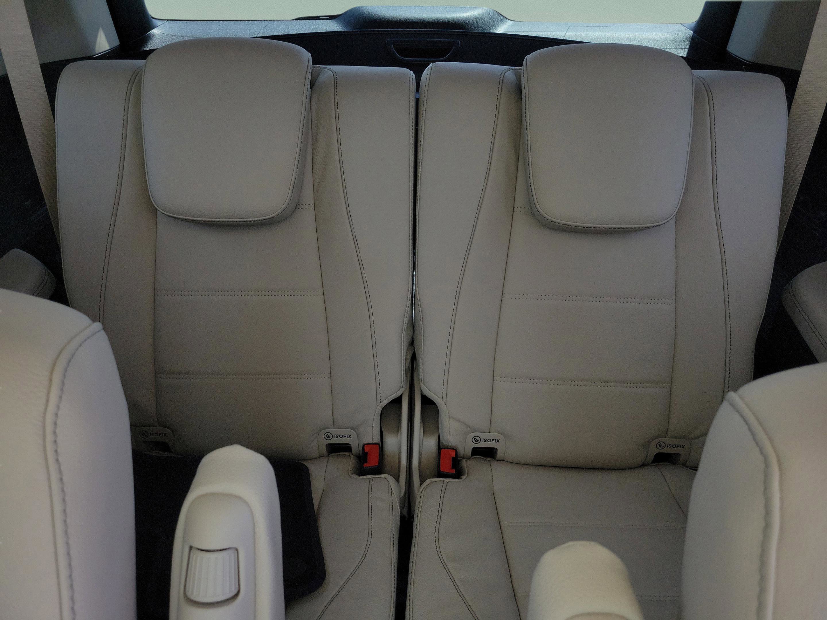 New 2026 Mercedes-Benz GLS 450 4MATIC image 9