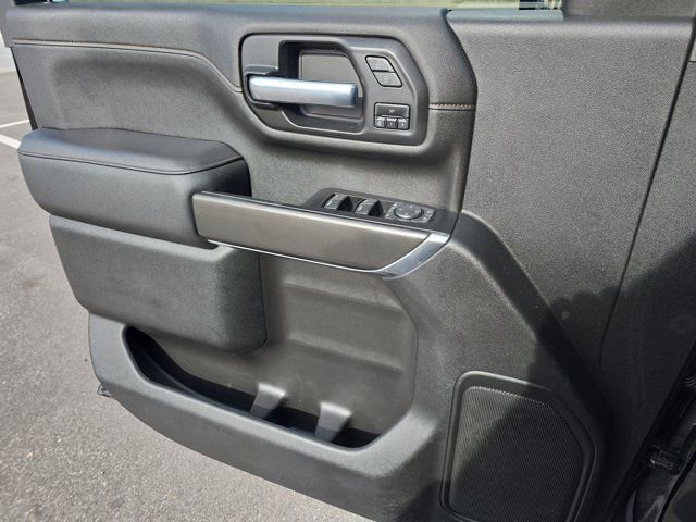 Used 2021 GMC Sierra 2500 AT4 w/ Gooseneck/5TH Wheel Package image 24