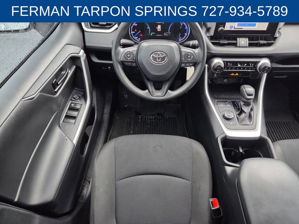 Used 2024 Toyota RAV4 LE AWD/4WD image 15