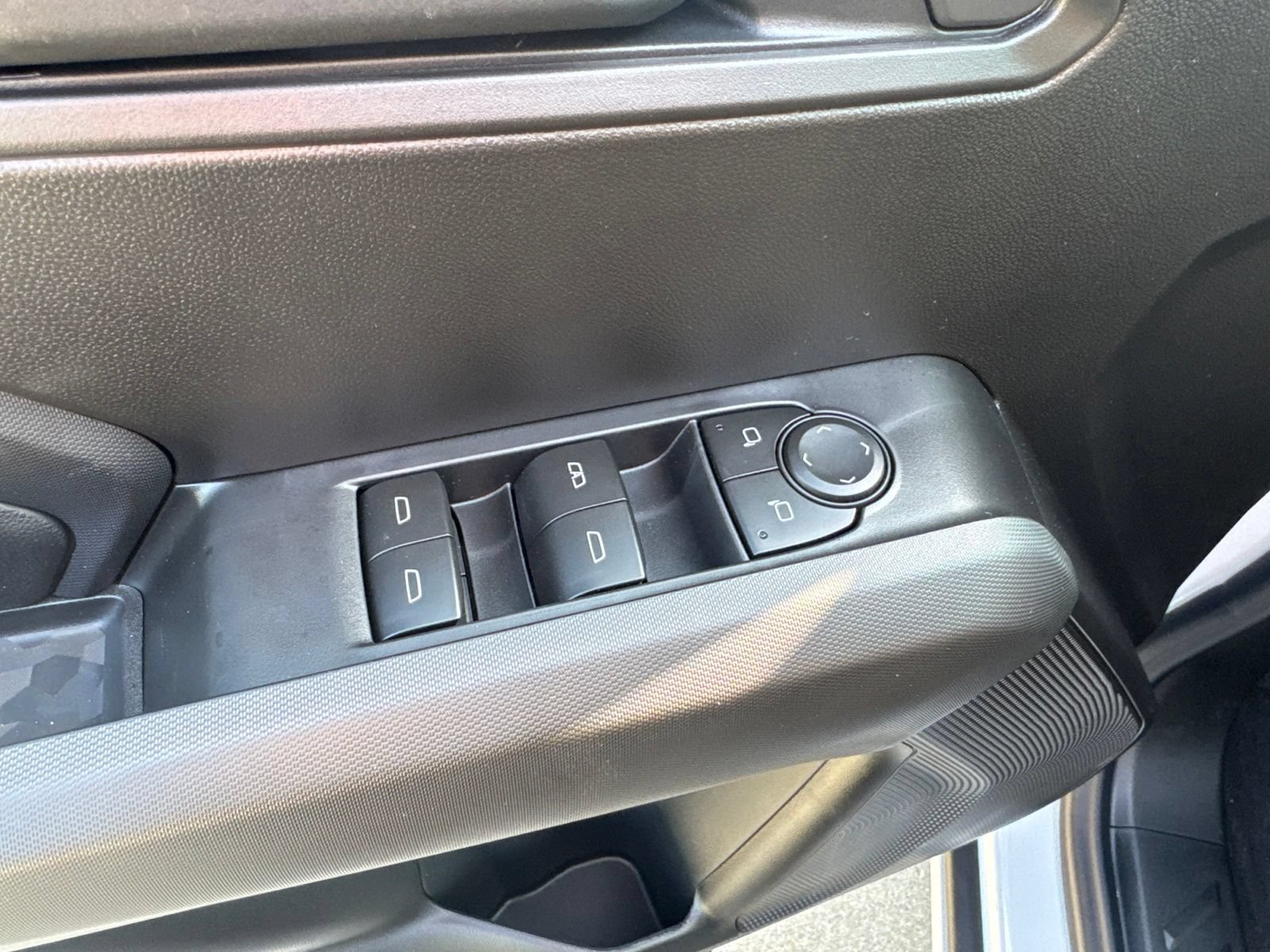 New 2026 Chevrolet Colorado Trail Boss AWD/4WD image 13