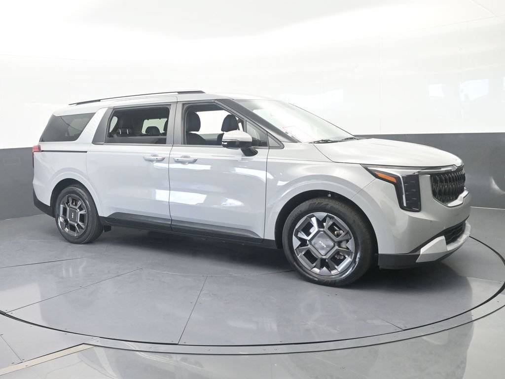 Used 2025 Kia Carnival EX FWD image 8