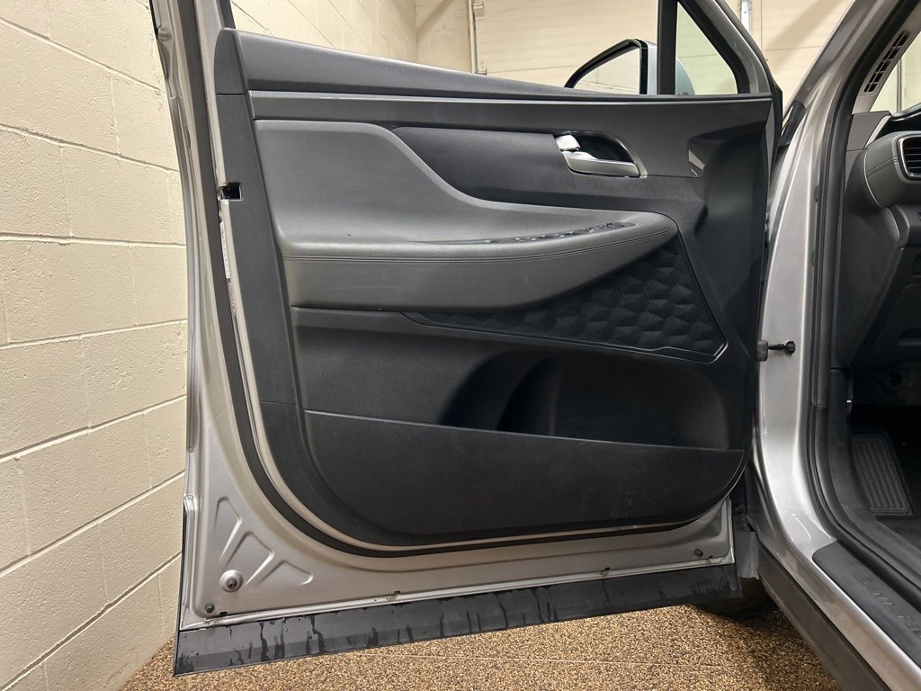 Used 2023 Hyundai Santa Fe SEL image 12