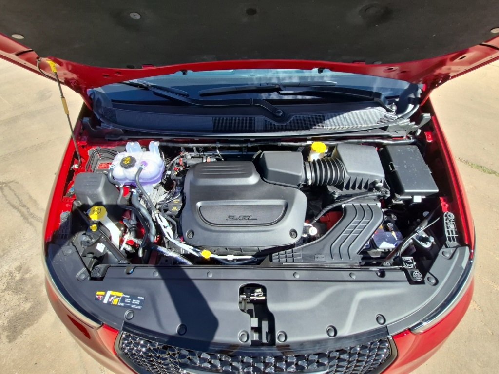 New 2025 Chrysler Pacifica Limited w/ Trailer Tow Group image 50