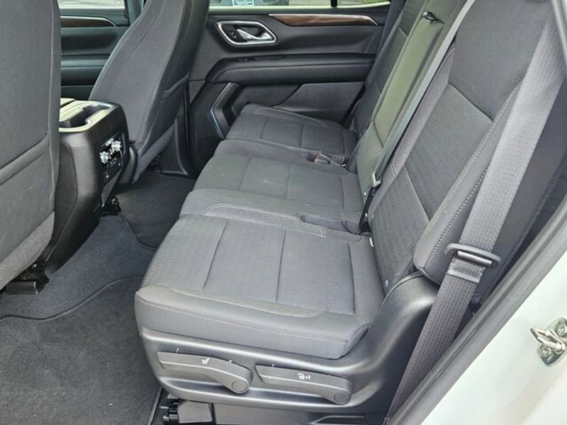 Used 2021 GMC Yukon SLE image 8