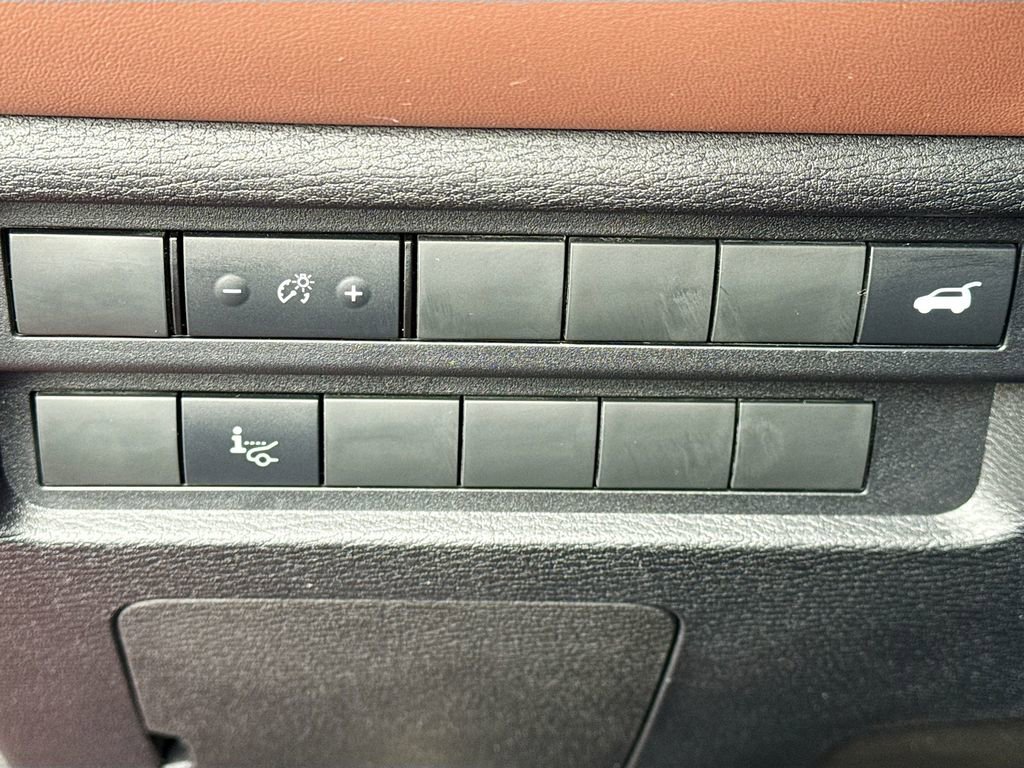Used 2025 Mitsubishi Outlander SEL FWD image 8