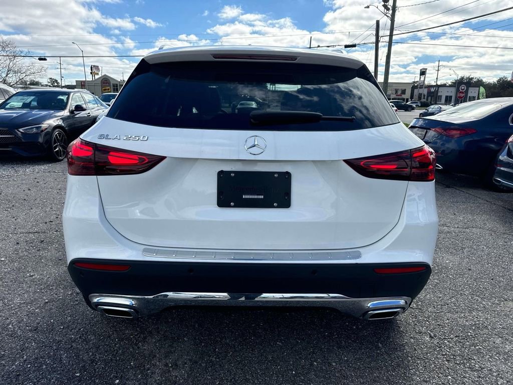 Used 2025 Mercedes-Benz GLA 250 image 5