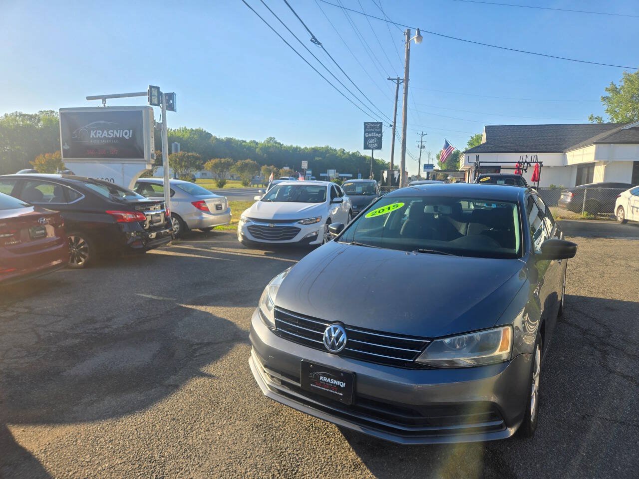 Used 2015 Volkswagen Jetta SE FWD image 2