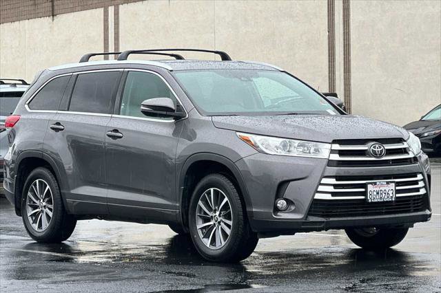 Certified 2018 Toyota Highlander XLE image 5