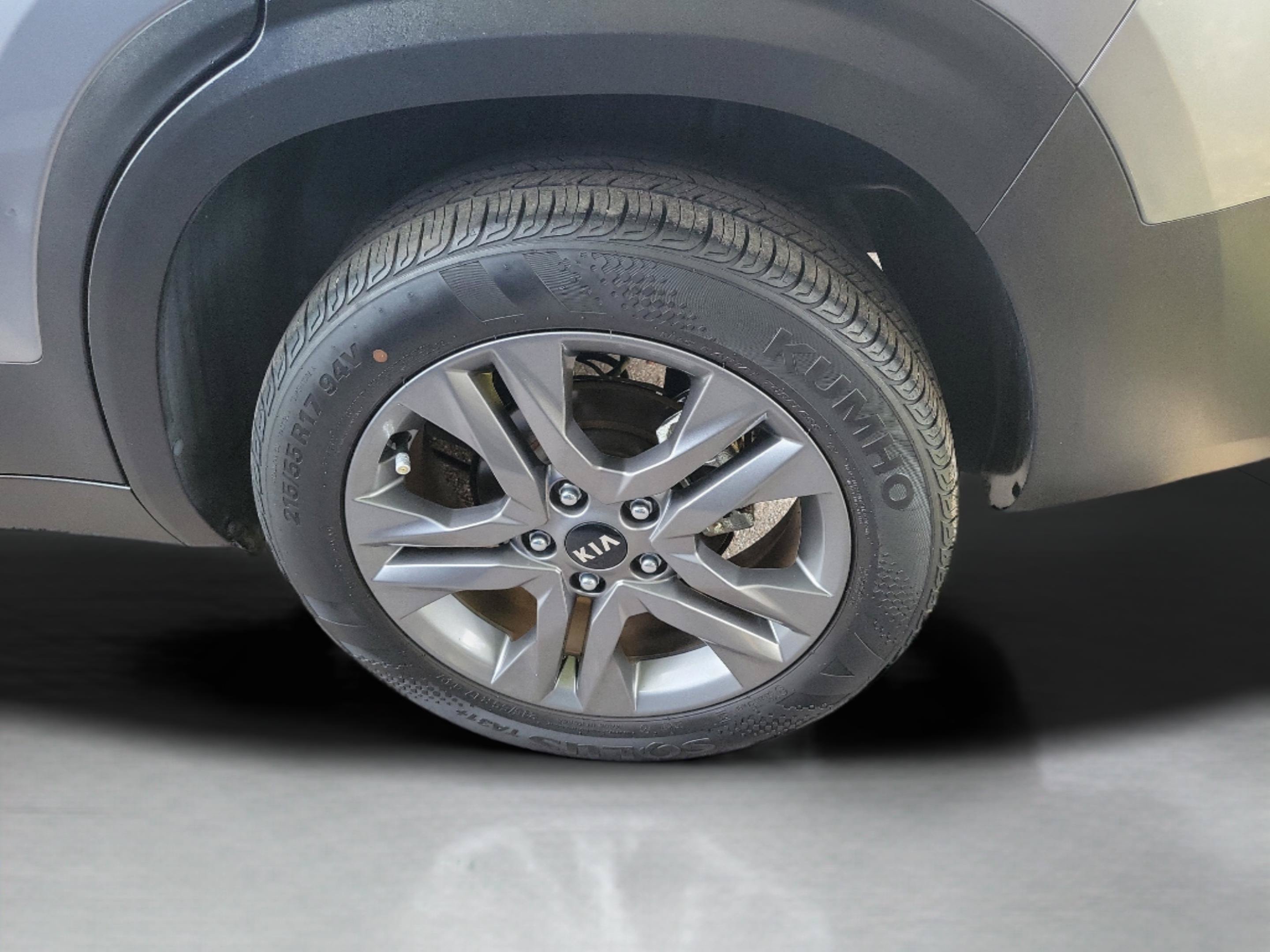 Certified 2021 Kia Seltos S FWD image 30
