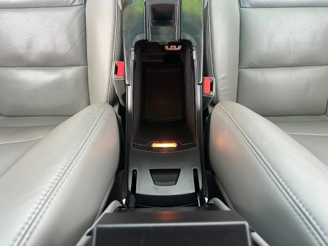 Used 2017 Cadillac XTS Luxury image 27