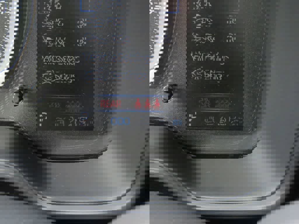 Used 2022 Toyota Corolla LE w/ Carpet Mat Package (TMS) image 23