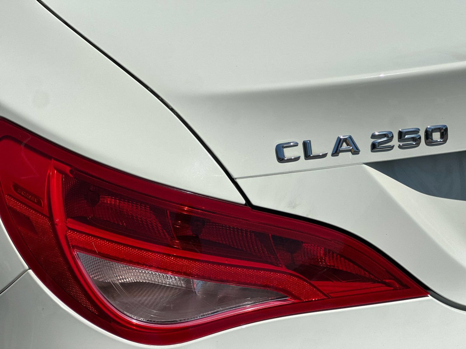 Used 2015 Mercedes-Benz CLA 250 image 23